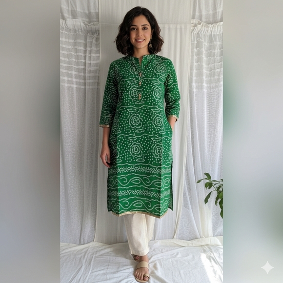 India or Pakistan Dresses & Skirts - 💚 New Grass Green White Gold Trim Kurta Dress M Tunic Party